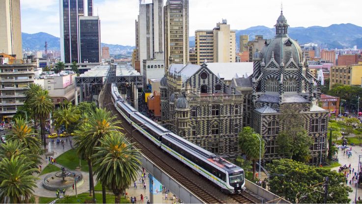 Bogota,_Medellin_y_Cartagena_8_dias